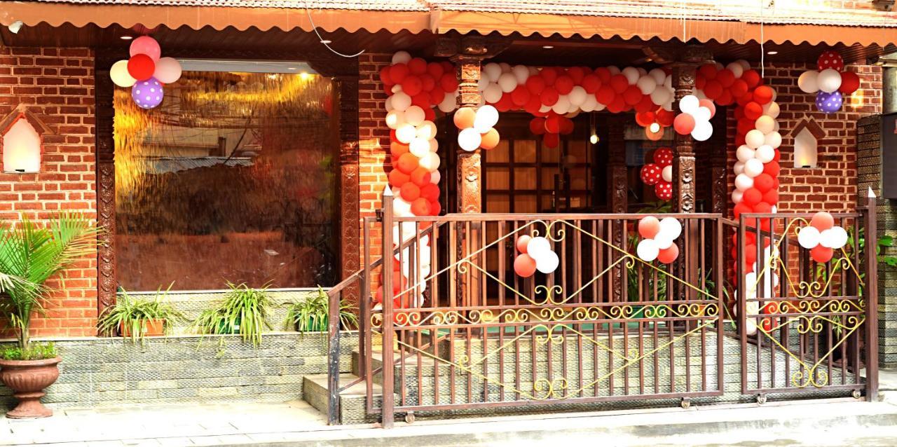 泰美尔公园酒店 加德满都 外观 照片